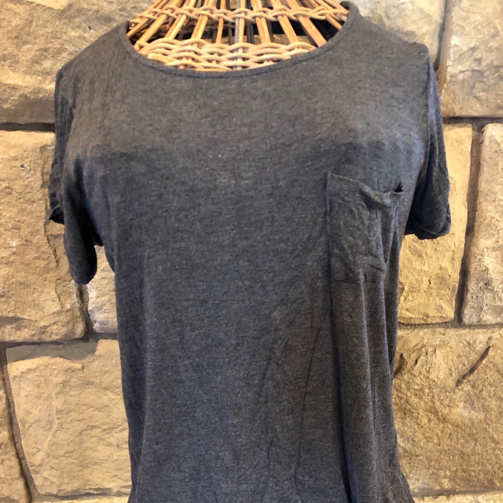 Charcoal grey t-shirt